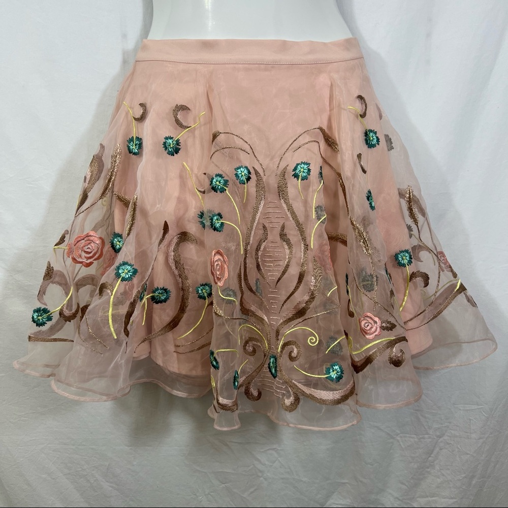 Bebe embroidered skirt moonstruck